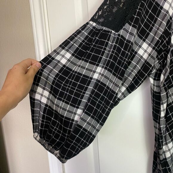 Cottagecore Style Blouse Black and White Plaid Lace Accents, lightweight  22/24 - Picture 6 of 9
